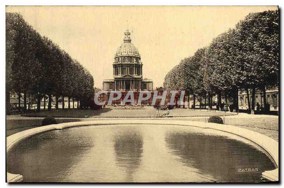 CPA Paris Le dome des Invalides