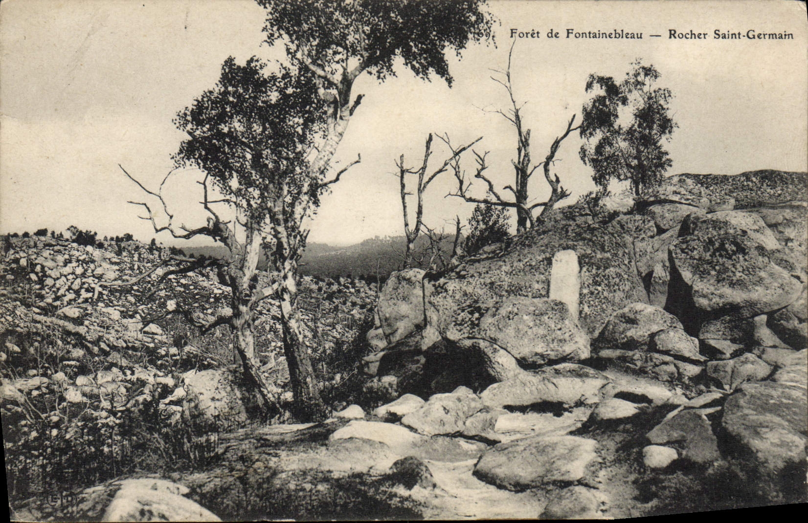 Forêt de Fontainebleau — Rocher Saint-Germain — Éditeur non identifié