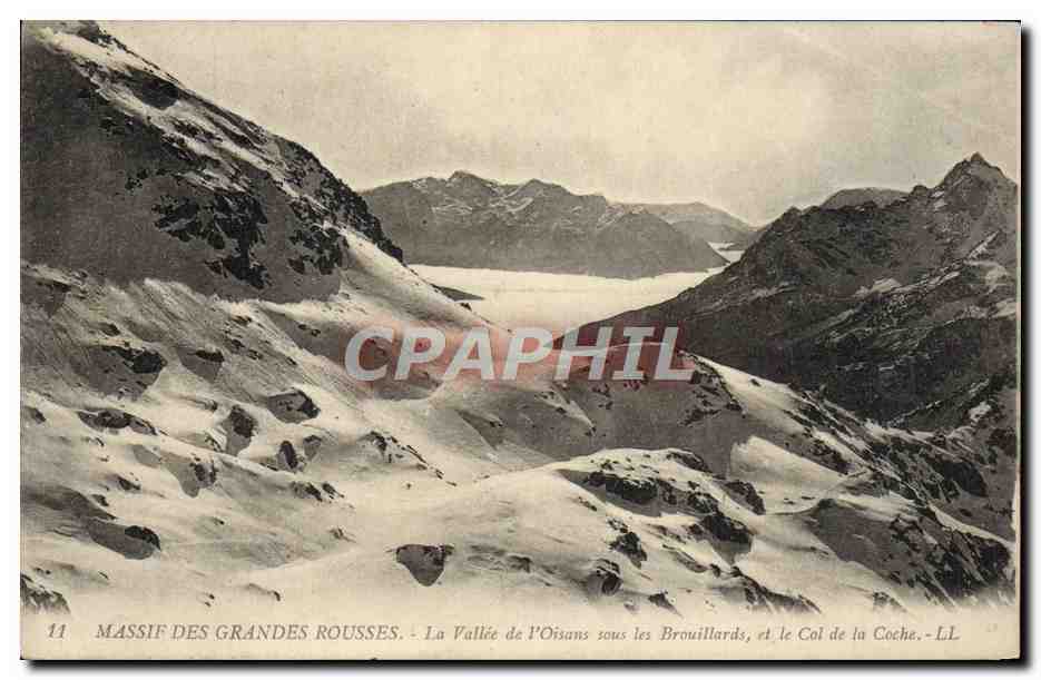 CPA Massif Des Grandes Rousses La Vallee de L'Oisans sous les brouillards et le col d ela Coche 
