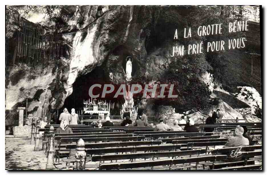 CPM Lourdes La grotte miraculeuse
