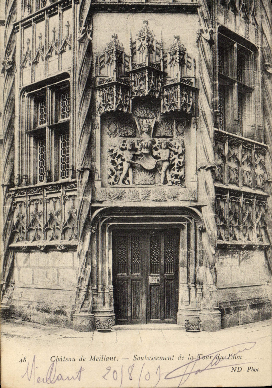 Château de Meillant — Soubassement de la Tour du Lion — ND Phot, n°48