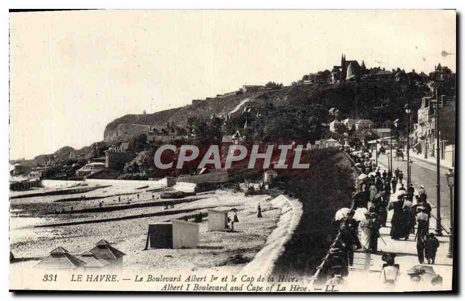 CPA Le Havre Le Boulevard Albert 1er et le cap de la Have 