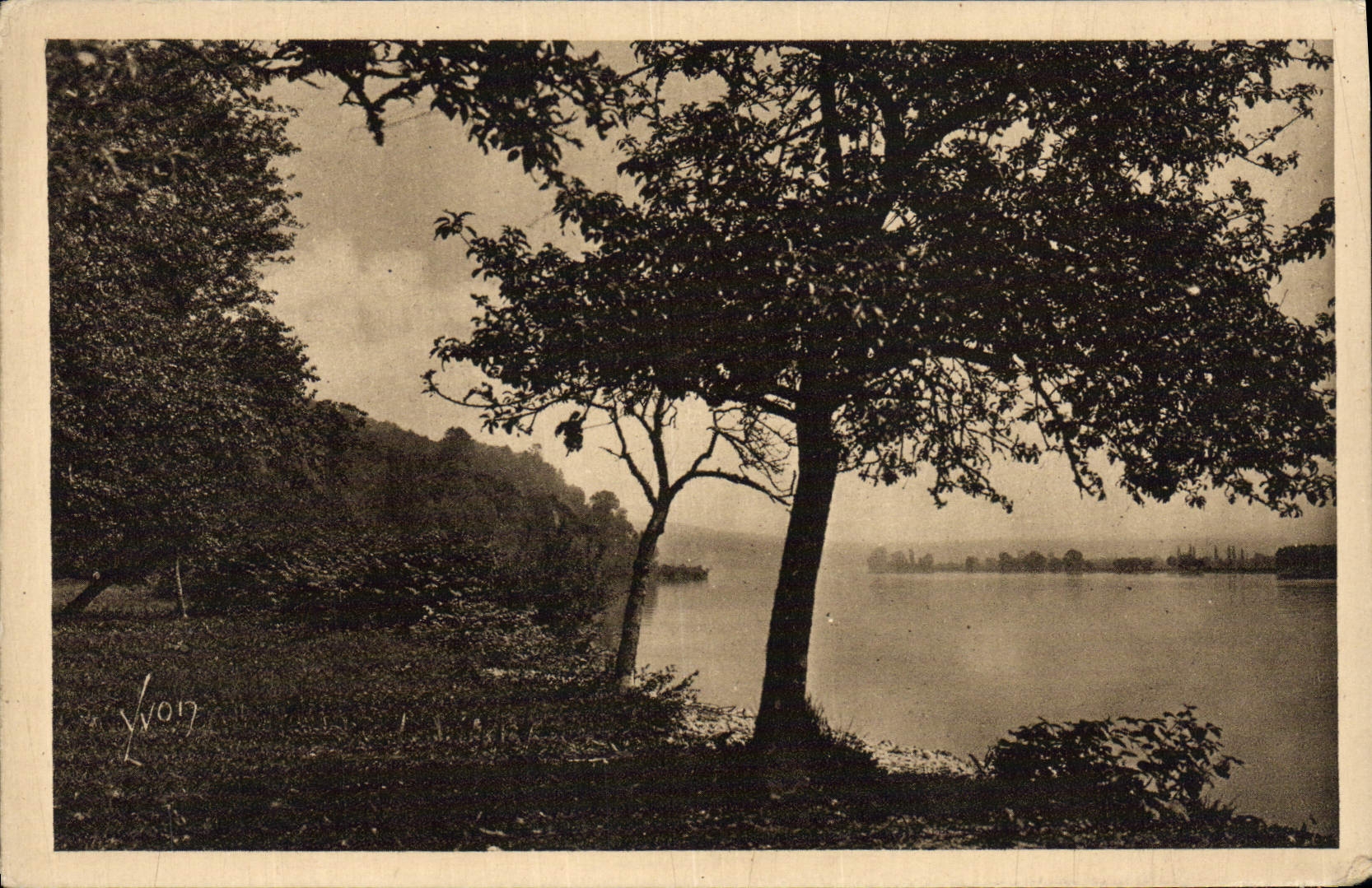 CPA Normandie De Rouen au Havre Les bords de la Seine aux environs de Caudebec en Caux