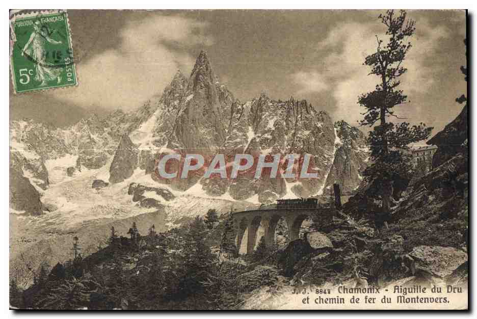 CPA Chamonix Aiguille du Dru et Chemin de Fer du Montenvers