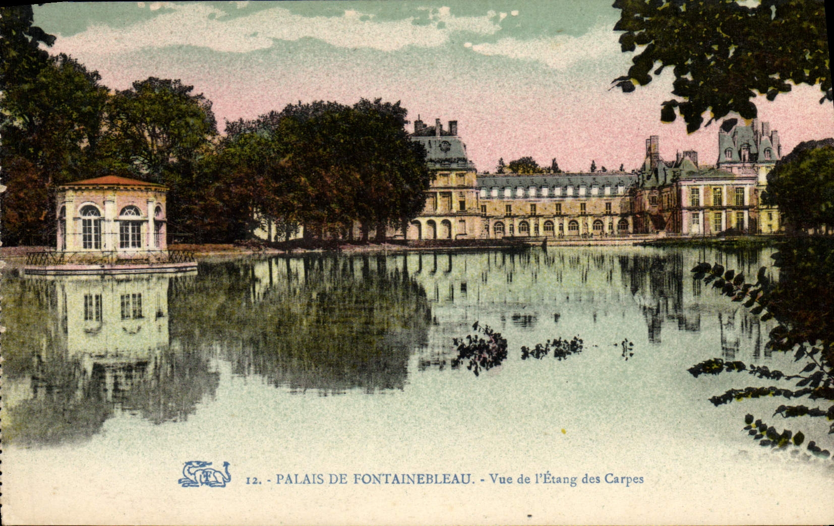 Palacio de Fontainebleau — Vista del Estanque de los Carpes — n°12
