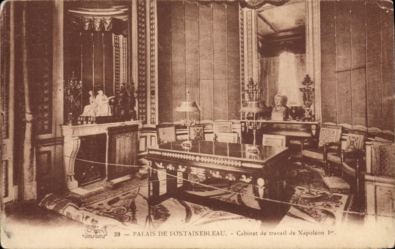 Palais de Fontainebleau — Cabinet de travail de Napoléon Ier — n°39