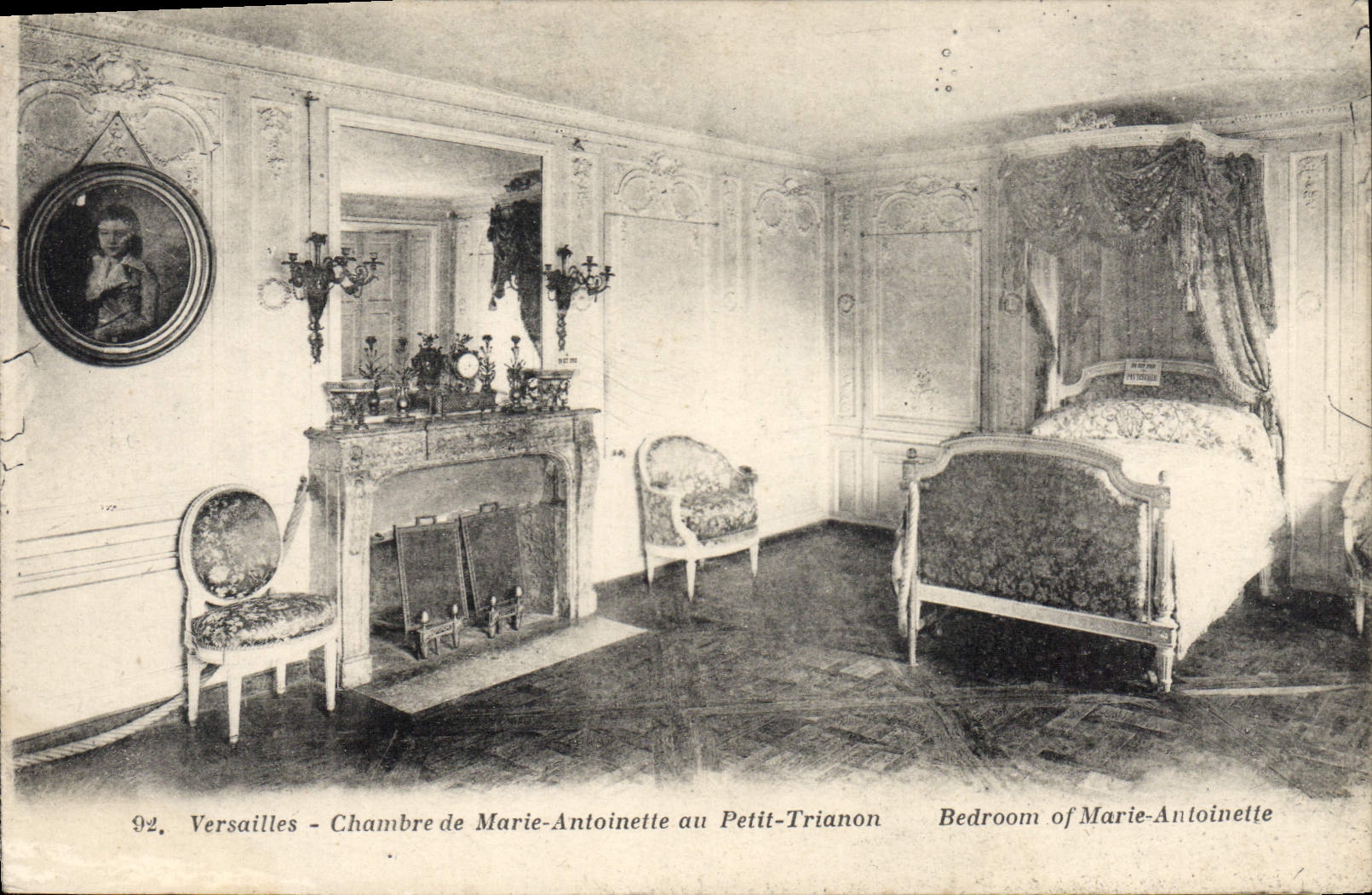 CPA Versailles Chambre De Marie Antoinette Au Petit Trianon