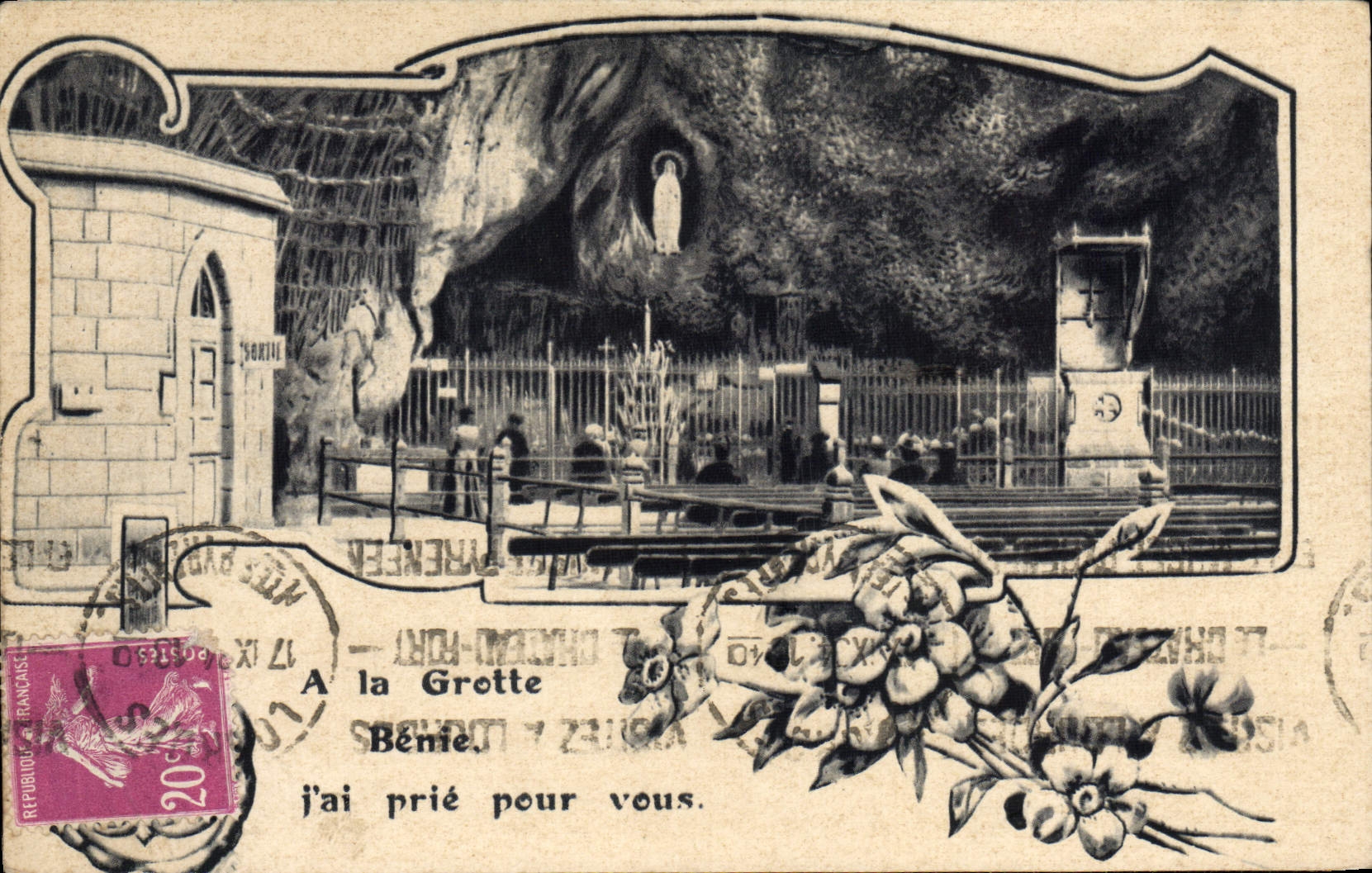 CPA A La Grotte Benie Jai Prie Pour Vous Lourdes