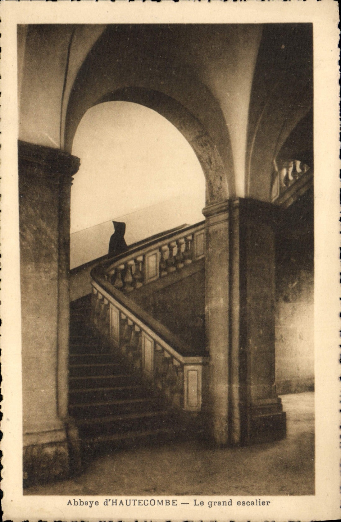 CPA Abbaye D'Hautecombe Le Grand Escalier