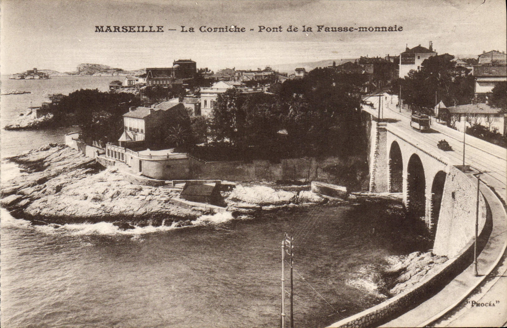 CPA Marseille La Corniche Pont De La Fausse Monnale