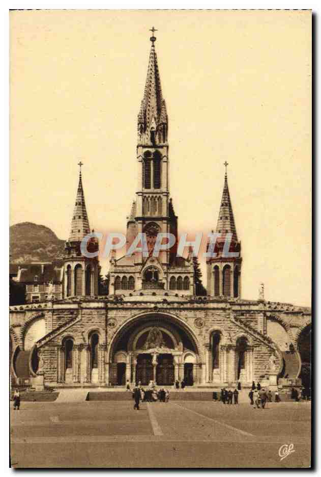 CPA Lourdes Facade De La Basilique