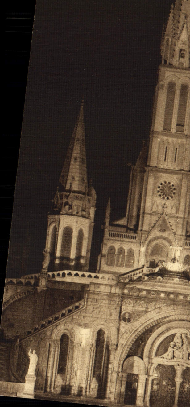 CPA Lourdes La Facade De La Basilique illuminee