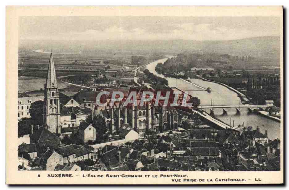 CPA Auxerre L'Eglise Saint Germain Et Le Pont Neuf Vue prise de la cathedrale