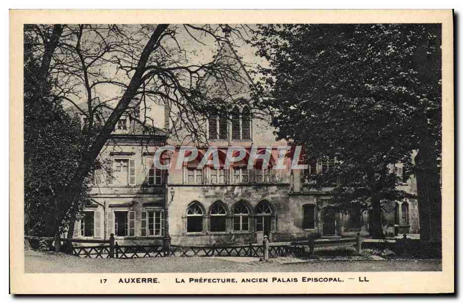 CPA Auxerre La Prefecture Ancien Palais Episcopal