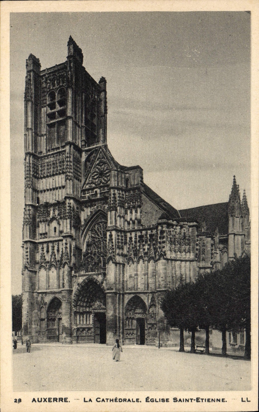 Auxerre — La Cathédrale, Église Saint-Étienne — LL, n°28