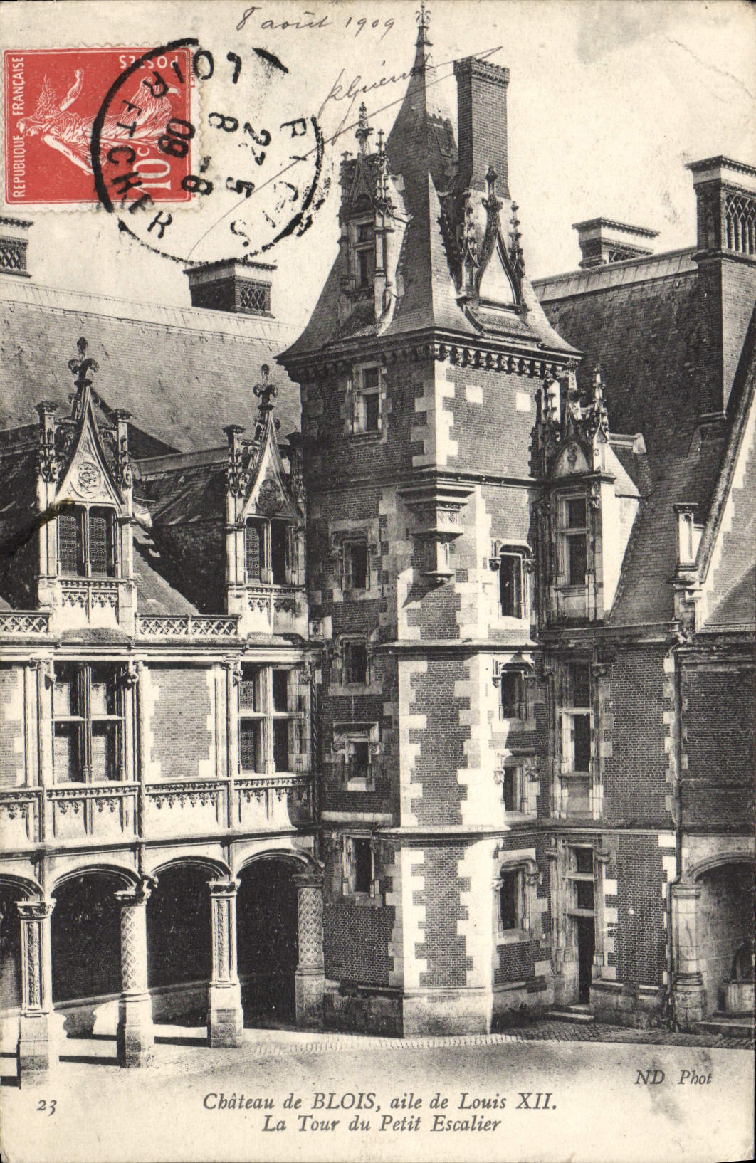 CPA Chateau De Blois Aile De Louis XII La tour du petit escalier 