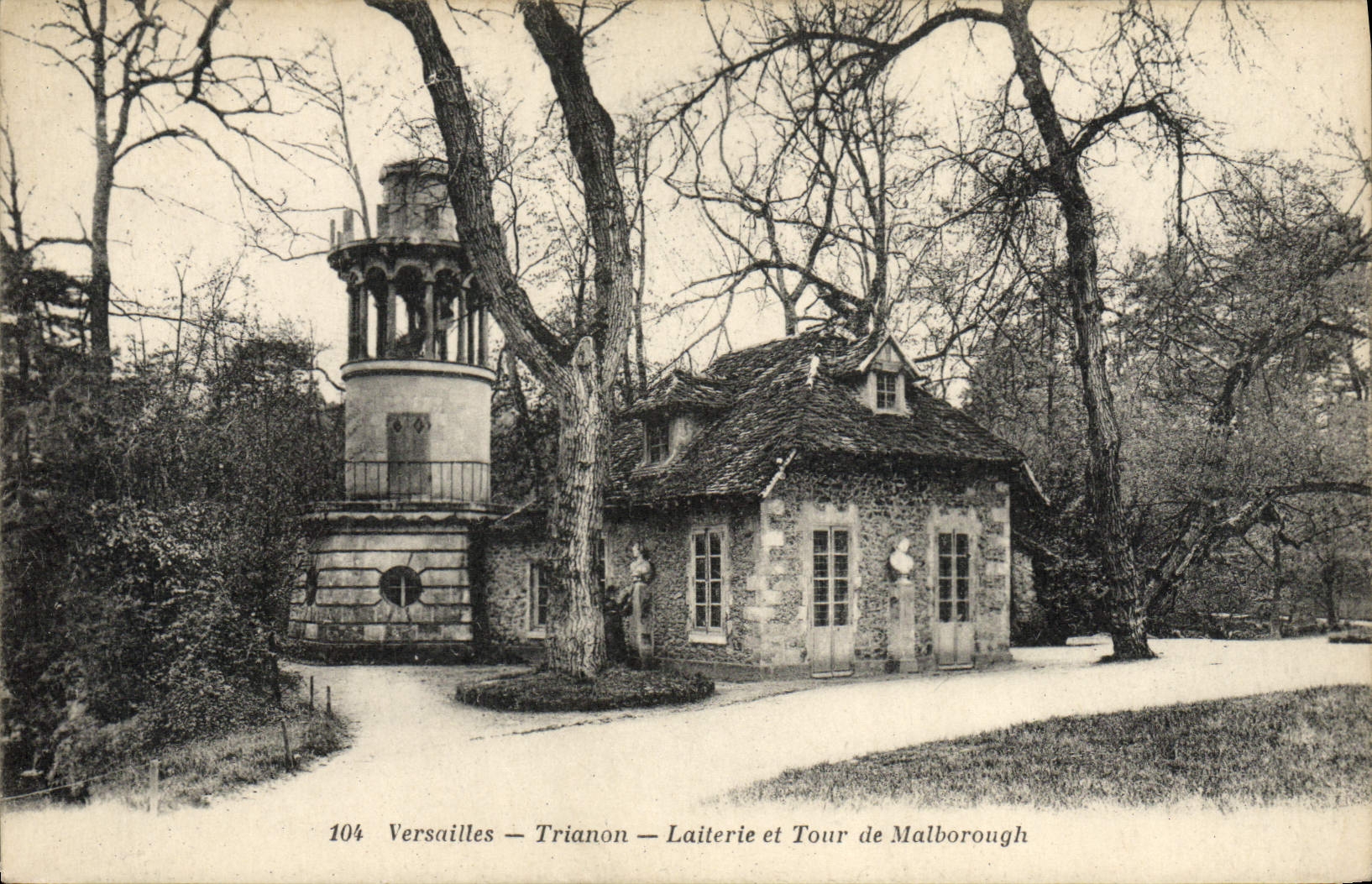 CPA Versailles Trianon Laiterie Et Tour De Malborough