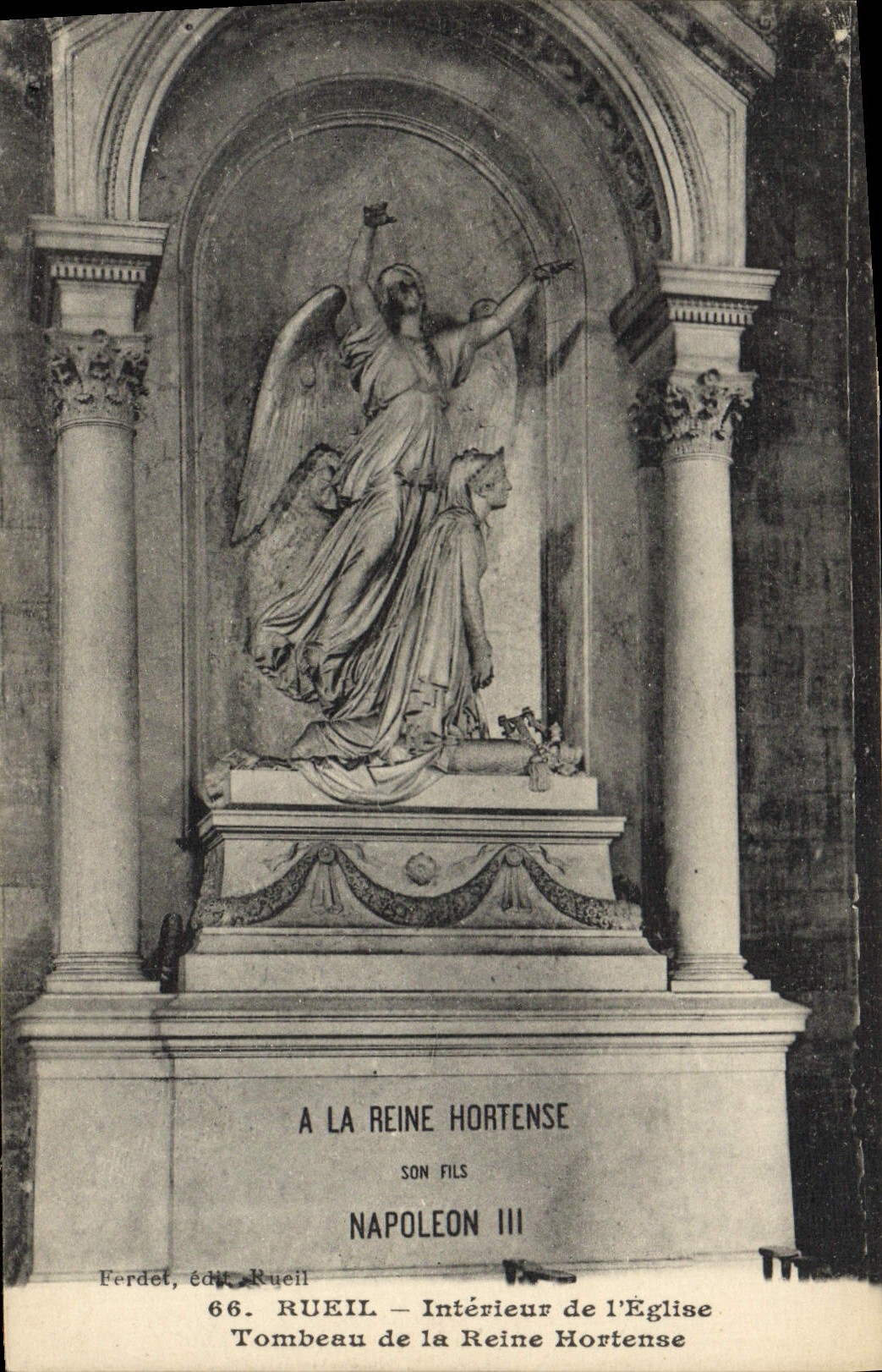 CPA Rueil Interieur De I'Eglise Tombeau de la reine Hortense