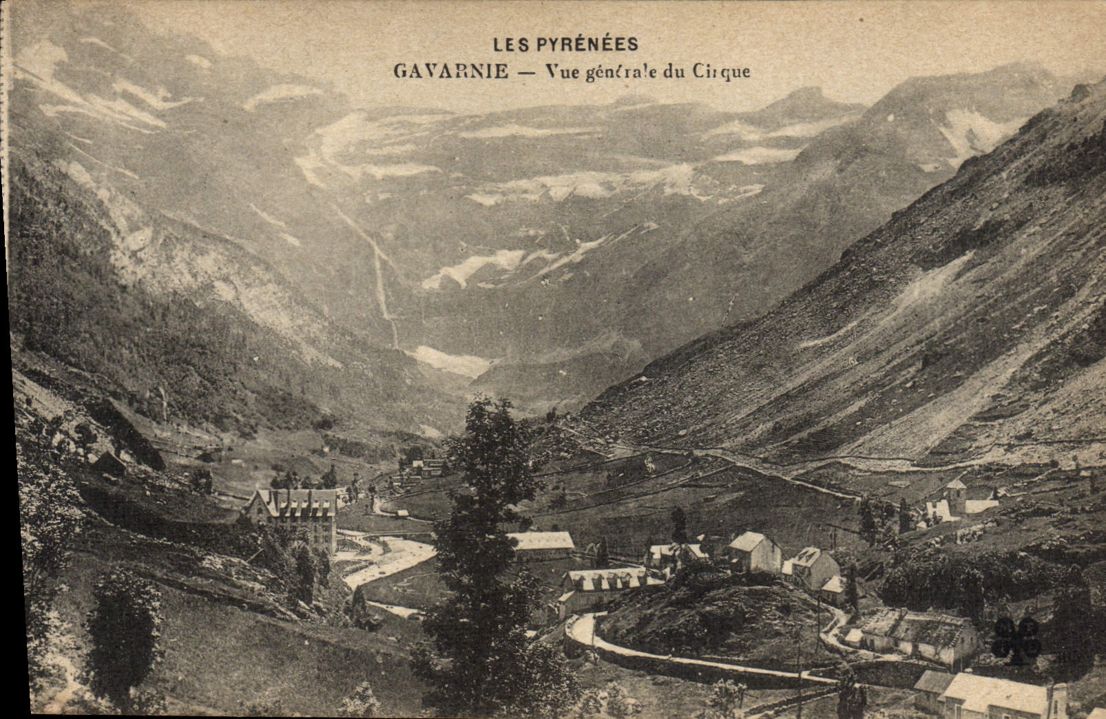 CPA Gavarnie Vue generale du cirque