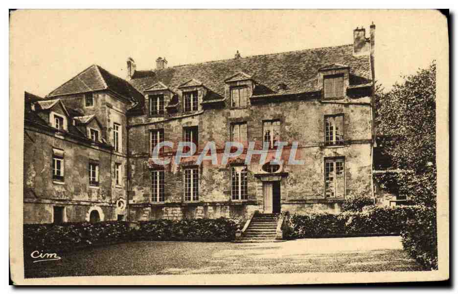 Vintage Postcard Chateau du Pont La Cour d'honneur Louveciennes
