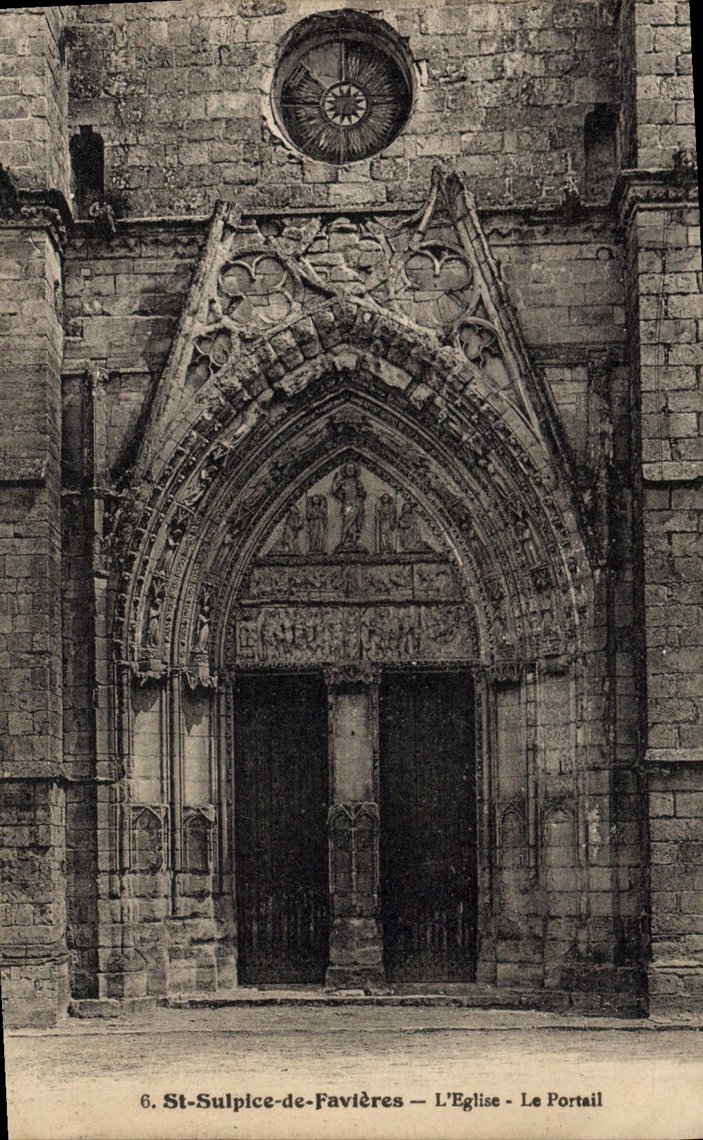CPA St Sulplce de Favieres L'Eglise Le portail