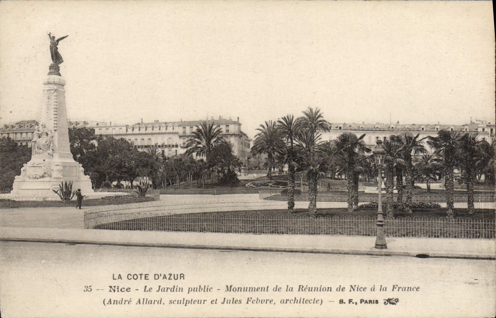 CPA Nice Le Jardin Public Monument de la Reunion de Nice a la France 