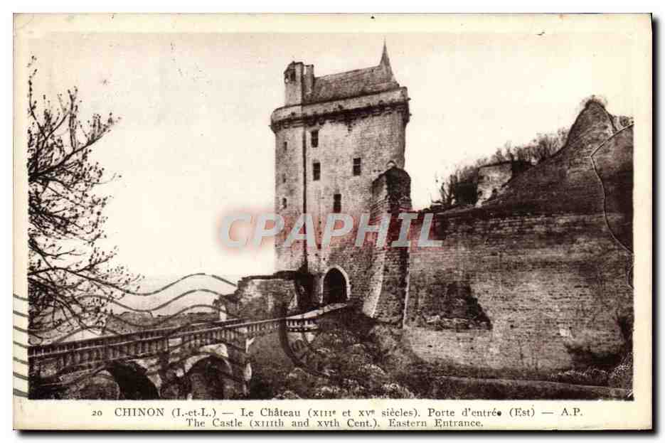 CPA Chinon Le Chateau Porte d'entree