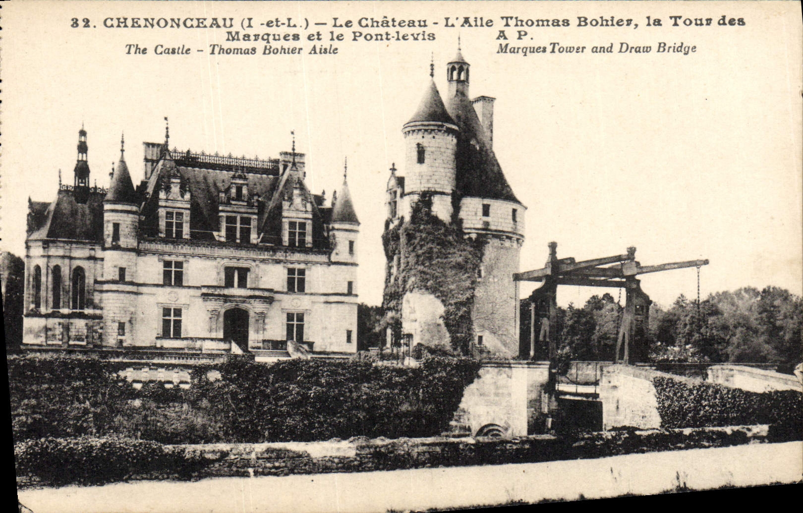 CPA Chenonceau Le Chateau L'Aile Thomas La tour des masques et le pont levis