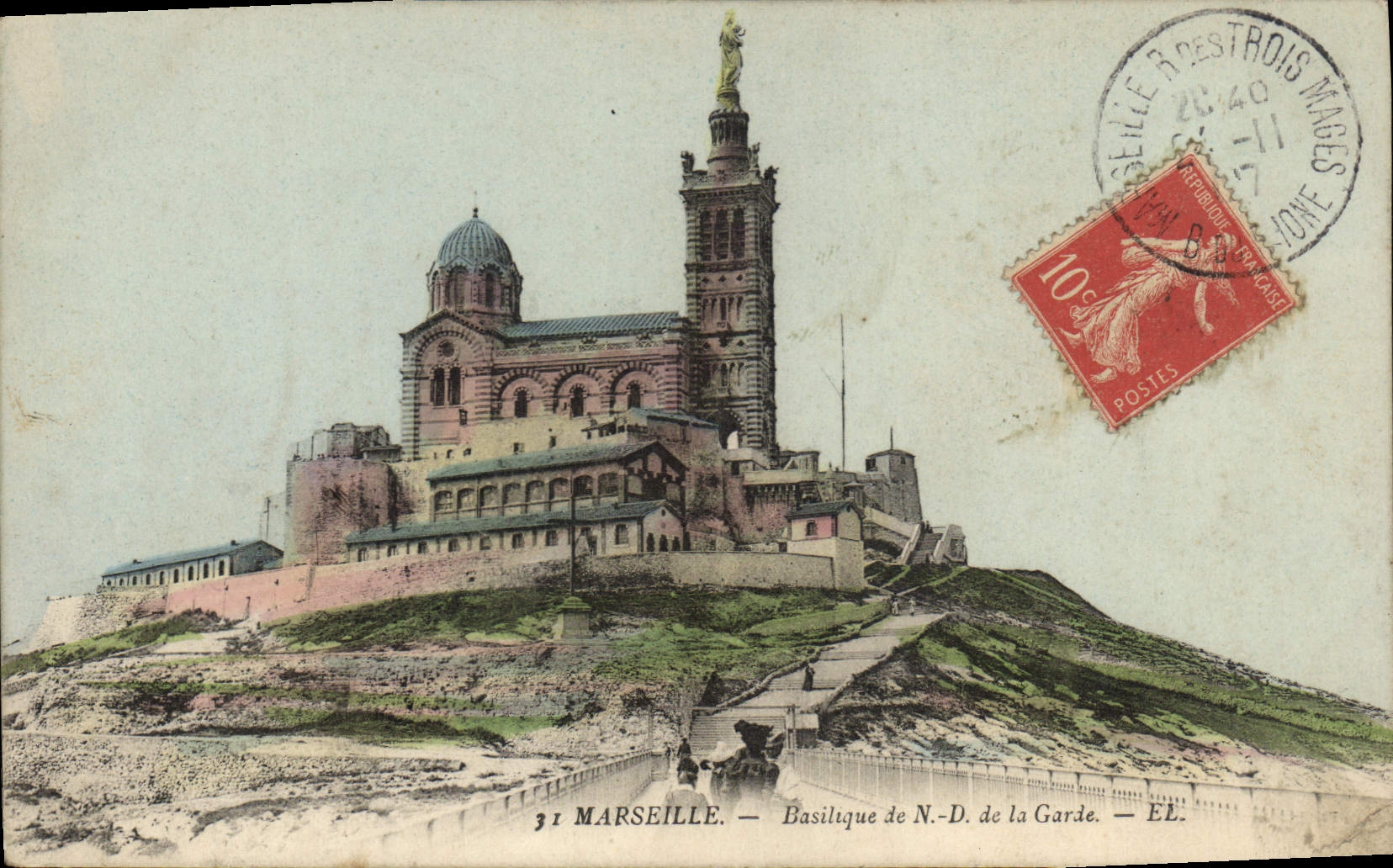 CPA Marseille Basilique de Notre Dame de la Garde