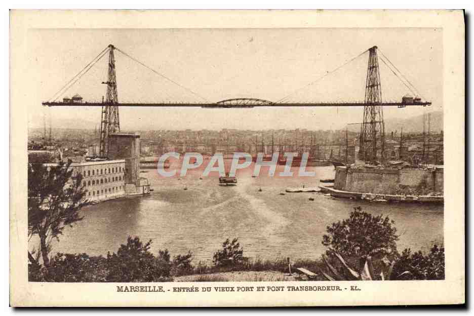 CPA Marseille Entree Du Vieux Port Et Pont transbordeur