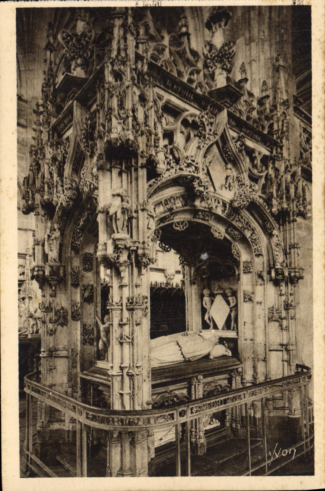 CPA Bourg Eglise de Brou Mausolee de Marguerite d'Autriche