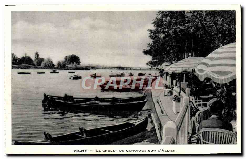 Vichy — Le chalet de canotage sur l'Allier — CPAPHIL