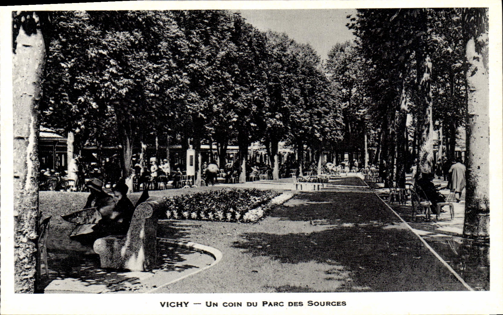Vichy — Un coin du Parc des Sources