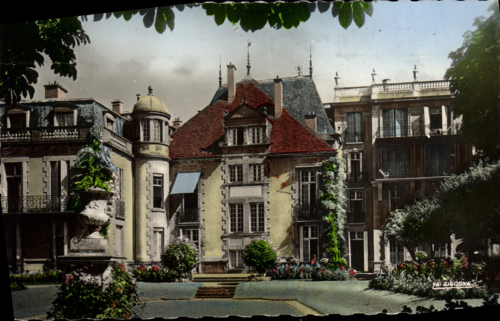 CPM Vichy Pavillon Sevigne