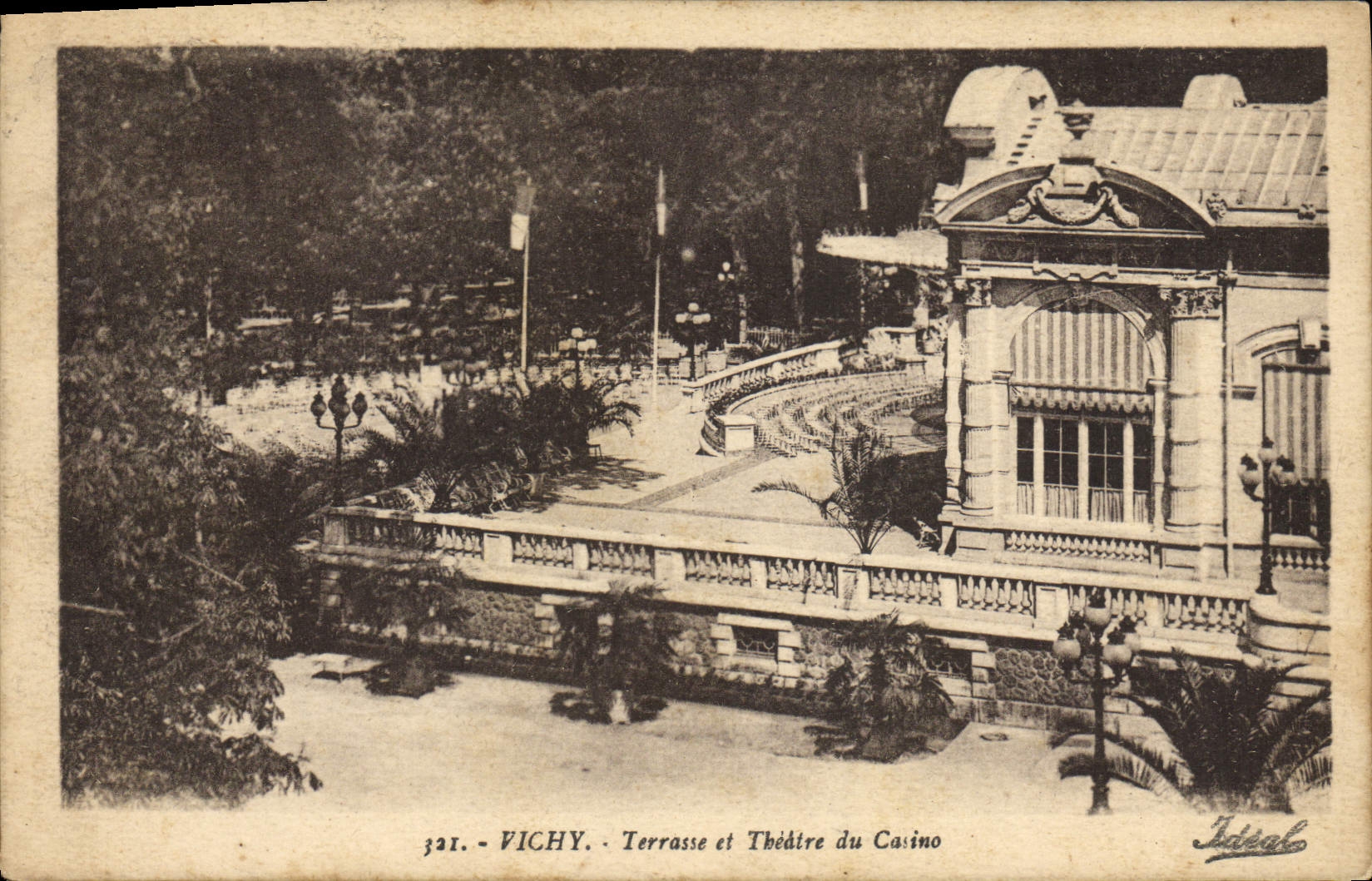 CPA Vichy Terrasse Et Theatre Du Casino
