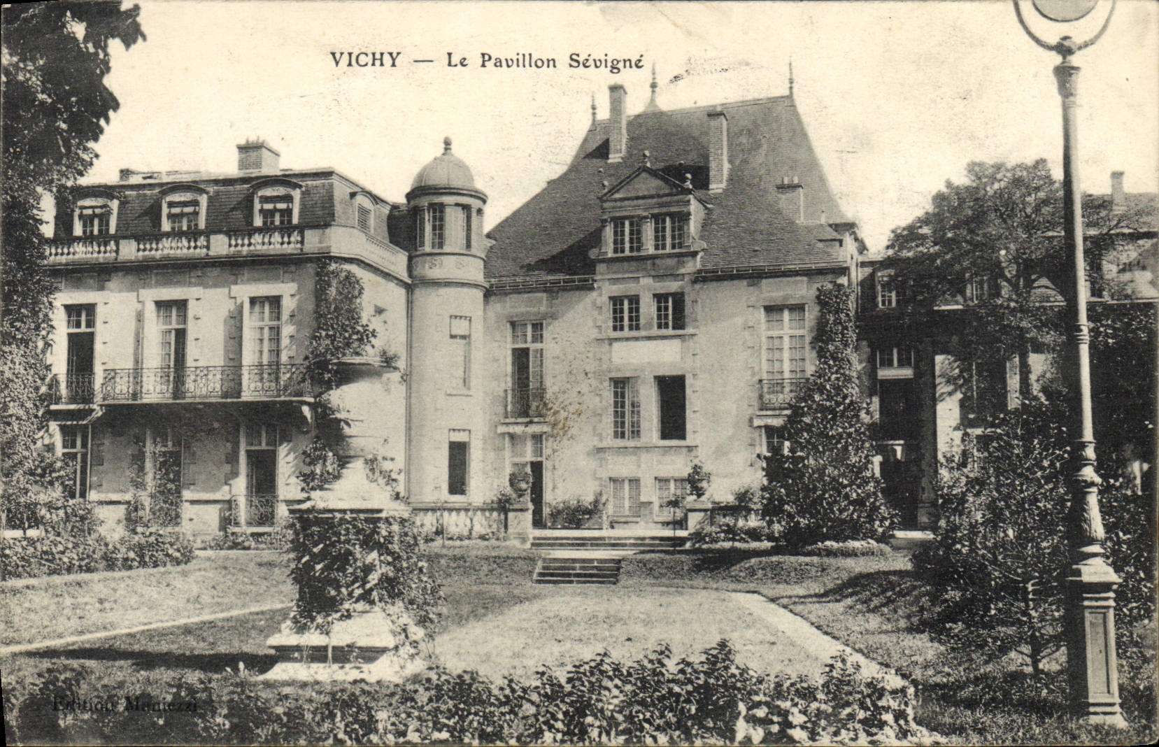 Vichy — Le Pavillon Sévigné — Édition Maunier