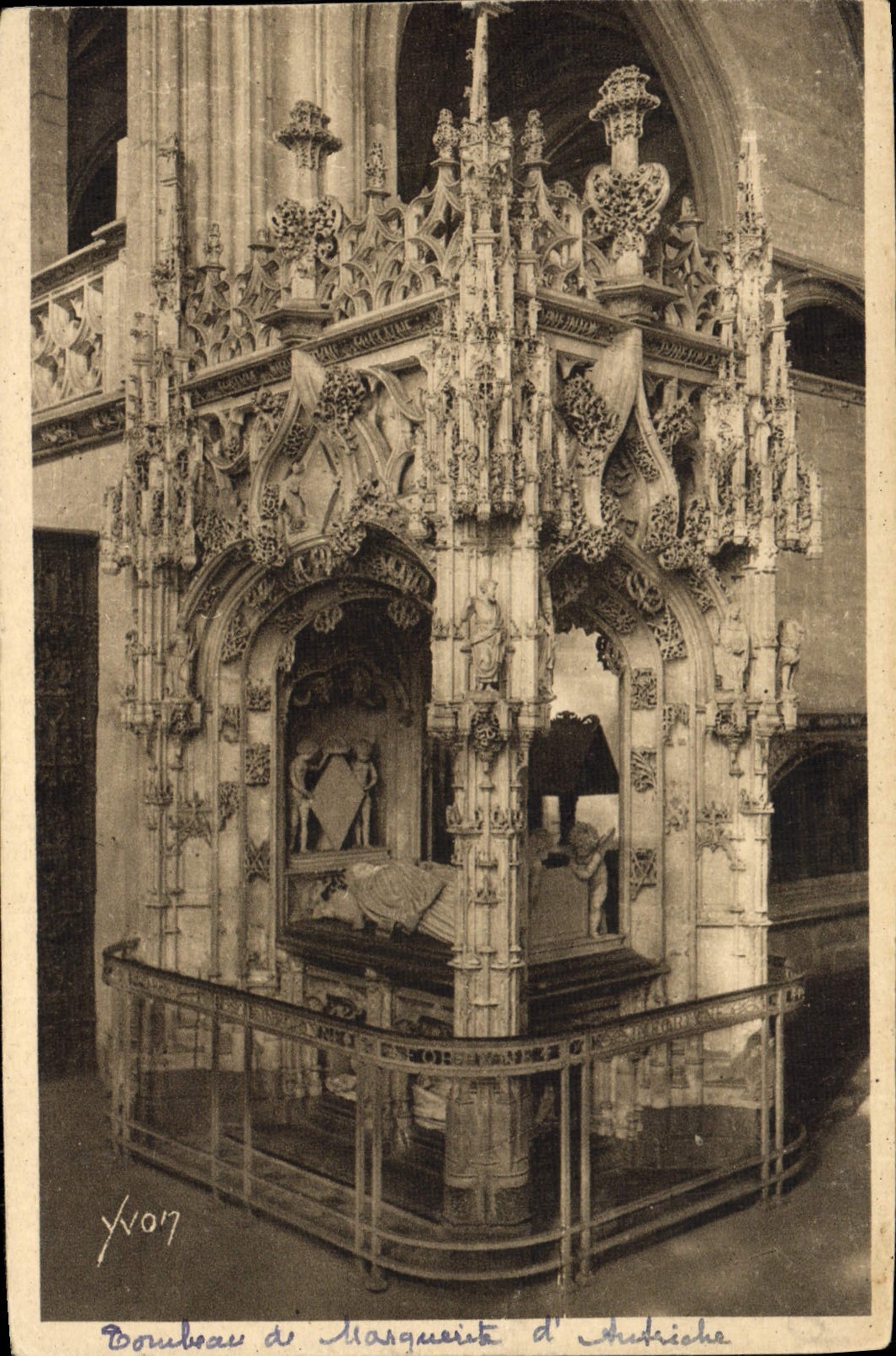 Mausoleum of Marguerite of Austria — Church of Bourg (Ain) — Éditions d'Art Yvon