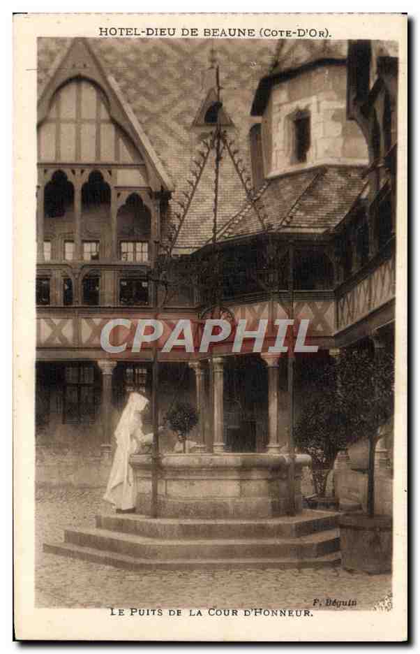 Hôtel-Dieu de Beaune (Côte-d'Or) — Le puits de la cour d'honneur — F. Déguiin