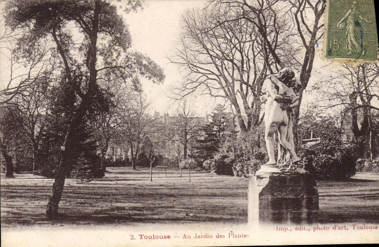 CPA Toulouse Au Jardin Des Plantes