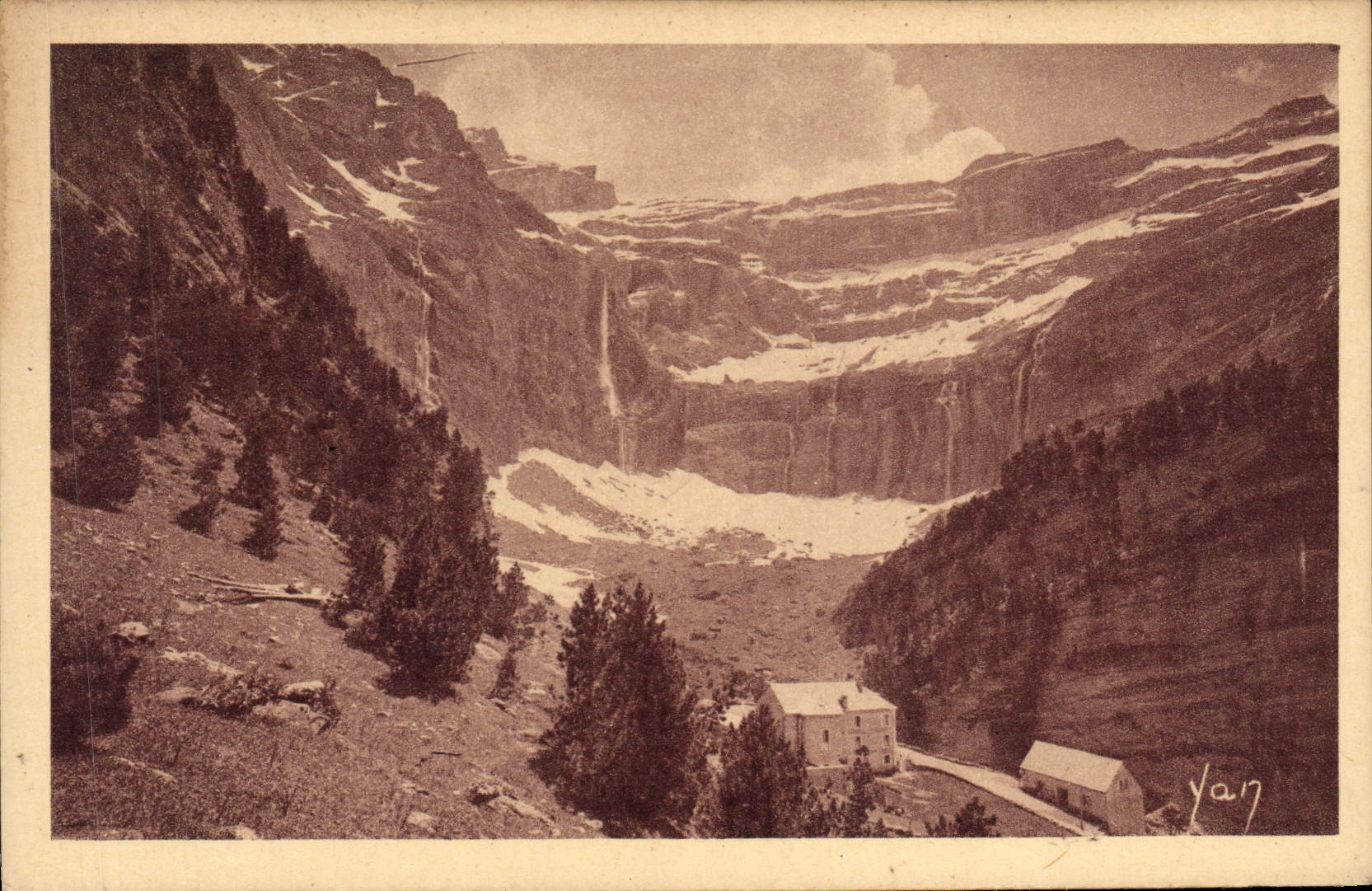 CPA Gavarnie Le Cirque Et L'Hotel