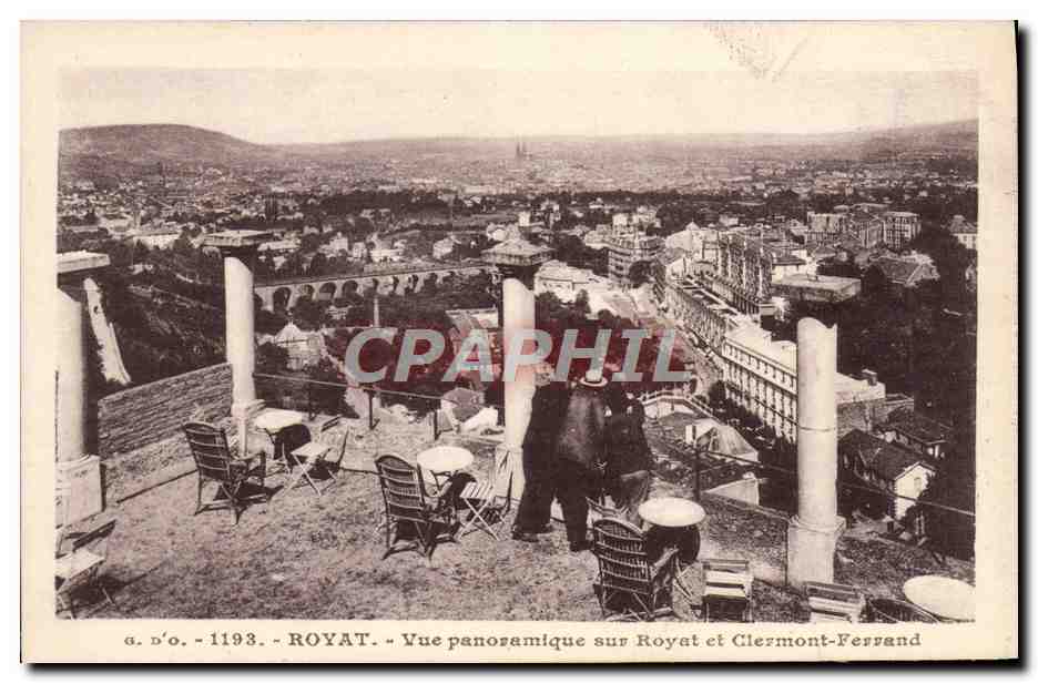 CPA Royat Vue Panoramique Sur Royat et Clermont Ferrand 