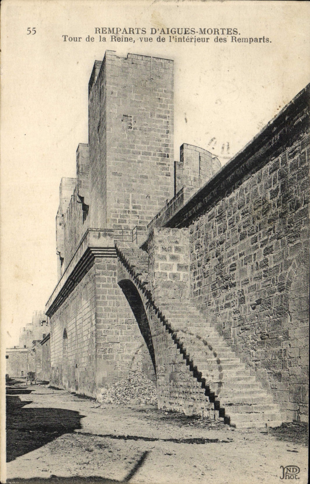 Tour de la Reine, Blick von innen aus den Mauern — Aigues-Mortes — ND hot. n°55