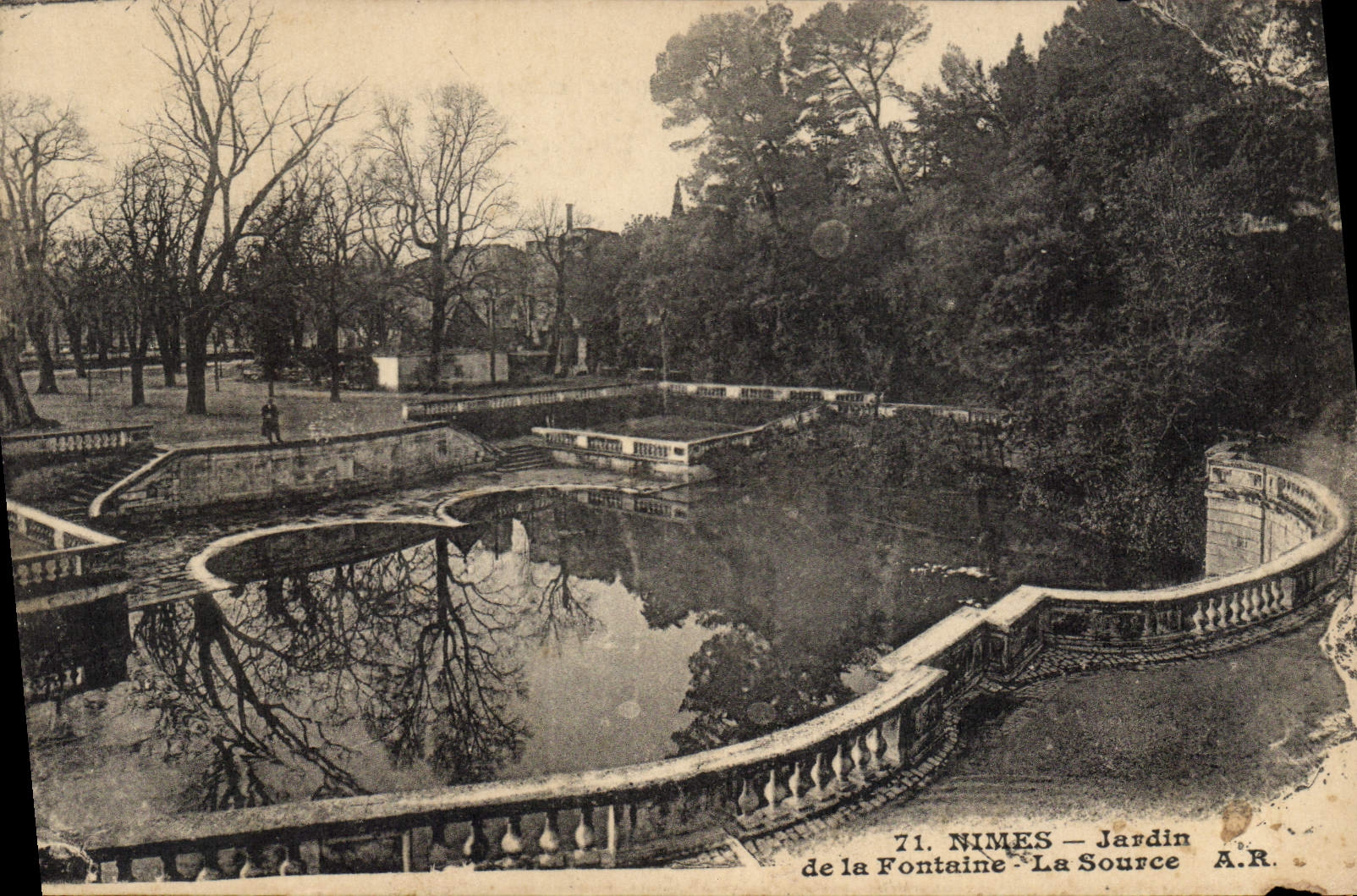 Nîmes — Jardin de la Fontaine La Source — A.R. n°71