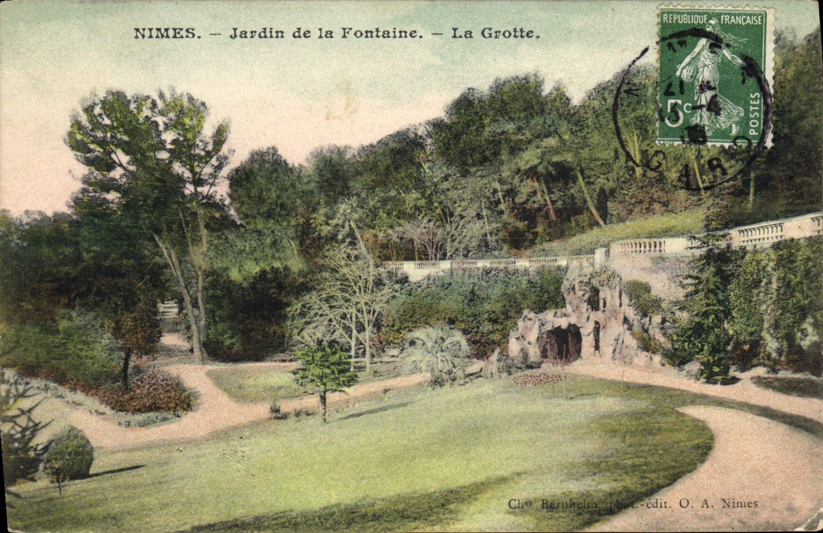 Nîmes — Jardin de la Fontaine — La Grotte — Chez Bernheim, phot.-édit. O. A. Nîmes