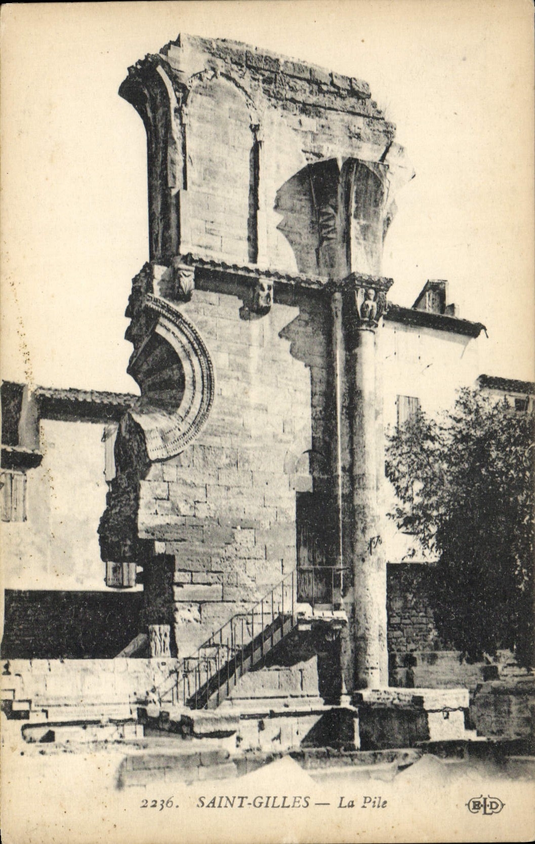 Saint-Gilles — La Pile — Éditeur B.P.D. n°2236