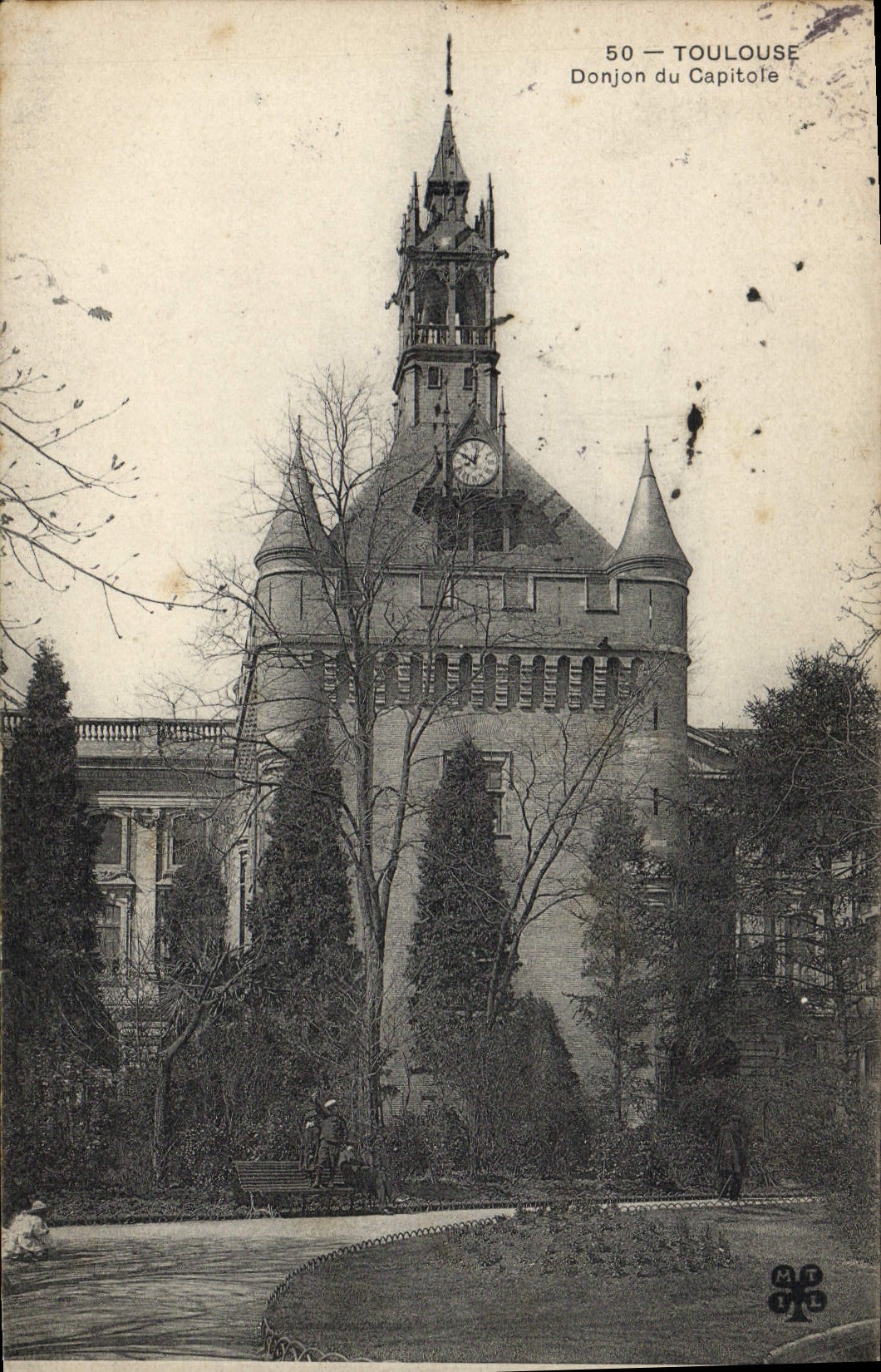 Toulouse — Donjon du Capitole — éditeur M.T. n°50