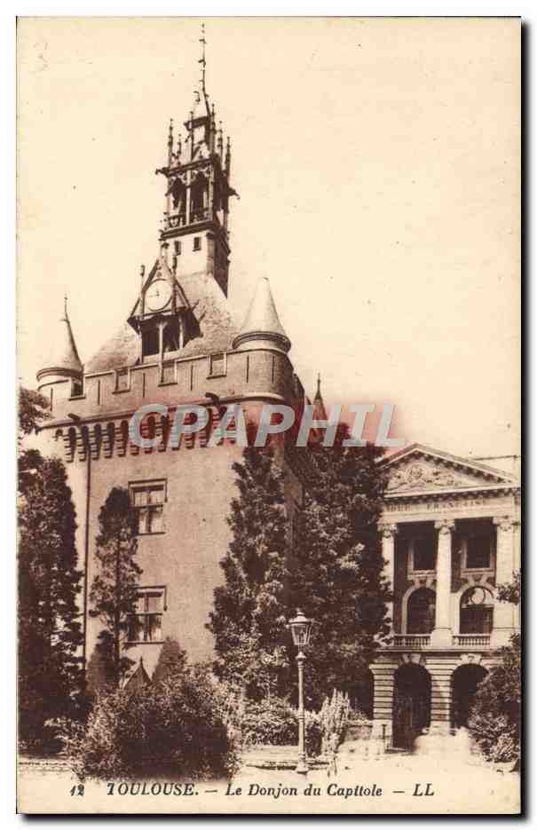 Toulouse — Le Donjon du Capitole — LL