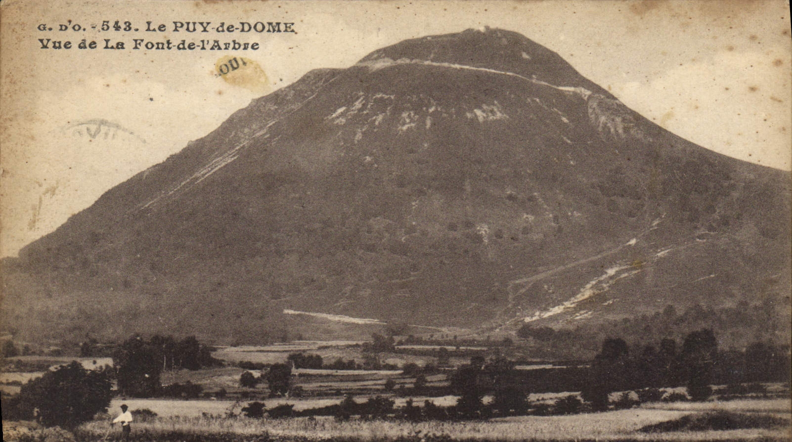 Le PUY-de-DOME — Vue de La Font-de-l'Arbre — J. Gouttefongeas, édit. (P.-d.-D.)