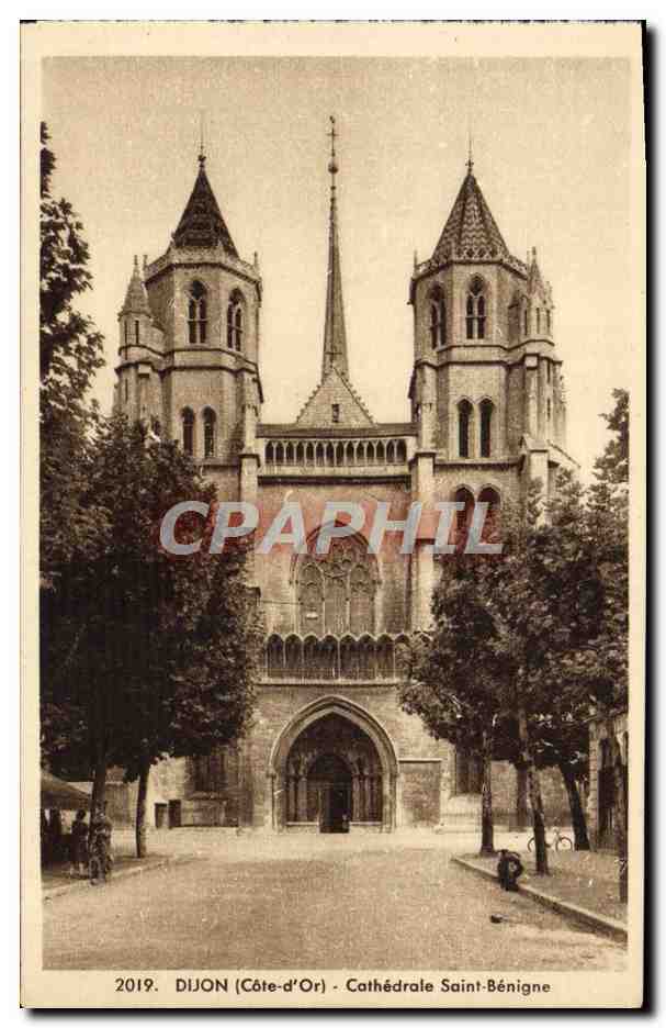 CPA Dijon Cathedrale Saint Benigne