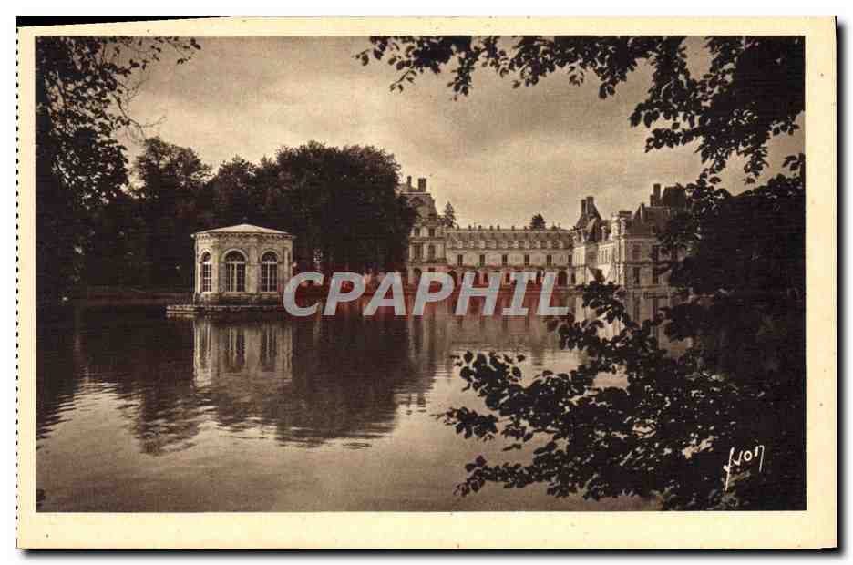 Fontainebleau — Facciata sull'Étang des Carpes — Edizioni d'Art WEN, Parigi